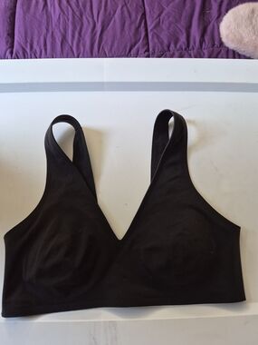 Victoria's Secret Black V-Neck Wireless Bralette